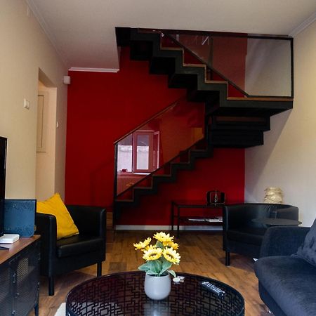 Flh Alcantara Stylish Duplex With Terrace Lissabon Buitenkant foto