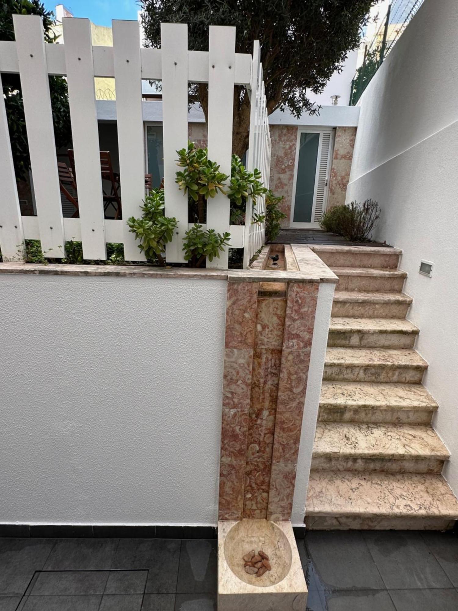 Flh Alcantara Stylish Duplex With Terrace Lissabon Buitenkant foto
